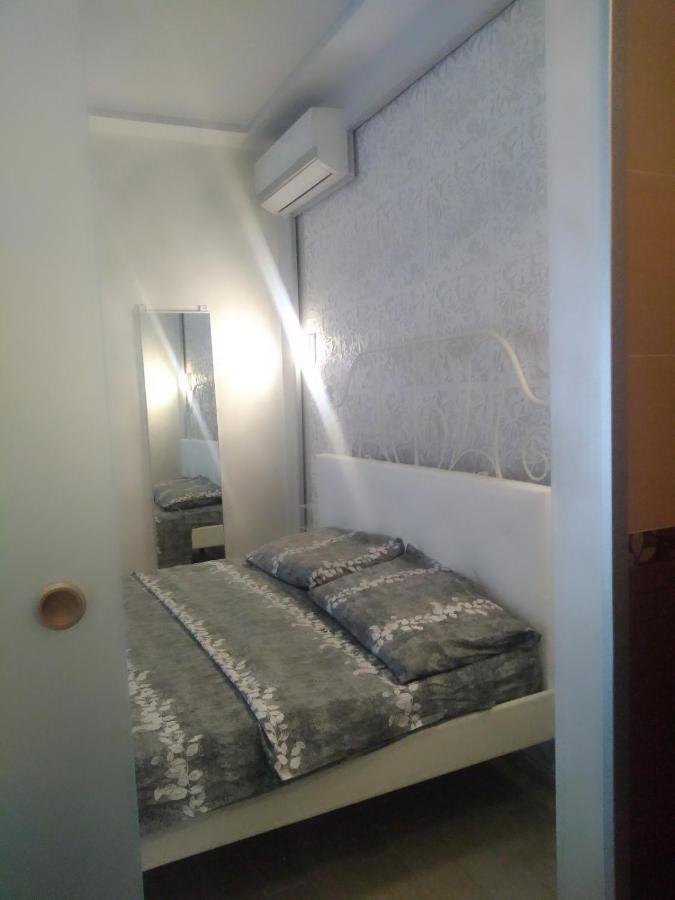 Rosilienza Suites Private Spa, Patio Garden Free Trasfer To & From Airport 菲乌米奇诺 外观 照片