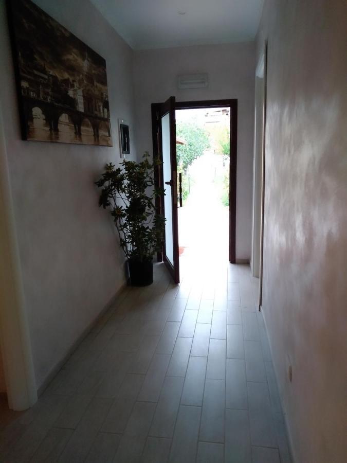 Rosilienza Suites Private Spa, Patio Garden Free Trasfer To & From Airport 菲乌米奇诺 外观 照片