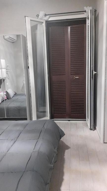 Rosilienza Suites Private Spa, Patio Garden Free Trasfer To & From Airport 菲乌米奇诺 外观 照片